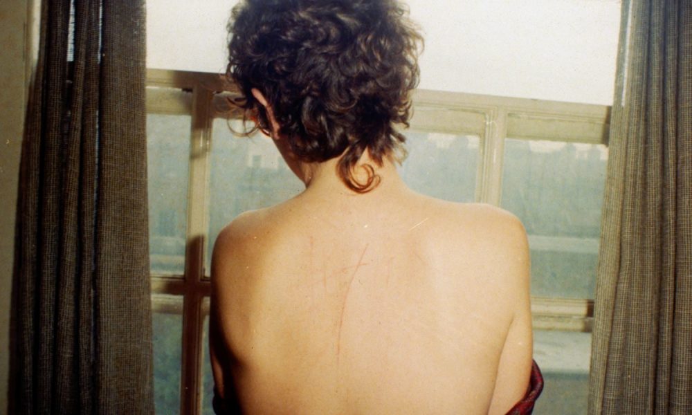 All-the-Beauty-and-the-Bloodshed
